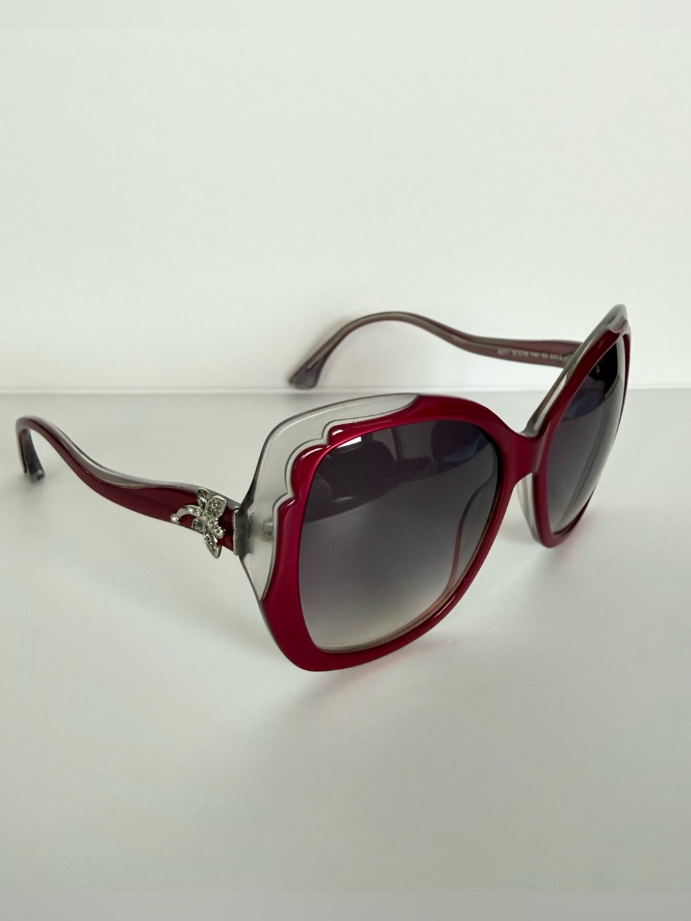 NEW!!! Pier Martino Italian brand women sunglasses Retail 320$